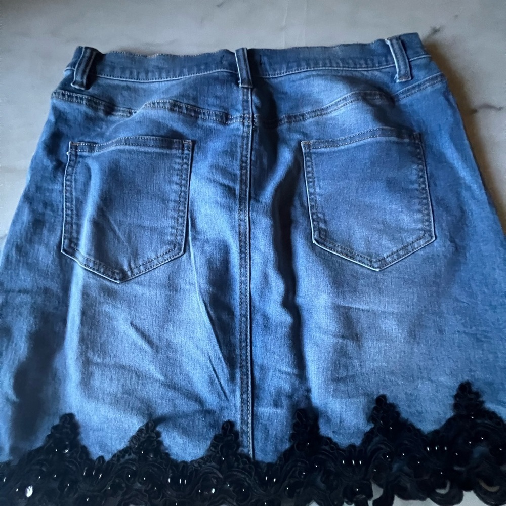 🌟VENUS Denim and Lace Skirt - Picture 4 of 5